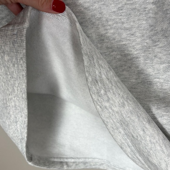 Lululemon Scuba Skirt Medium - Picture 5 of 7